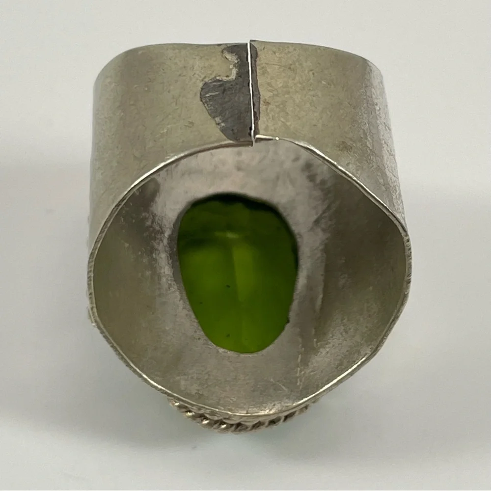 Bold Chunky Statement Green Peridot Glass Oval Cut Ring Sz 8 Alpaca Sterling